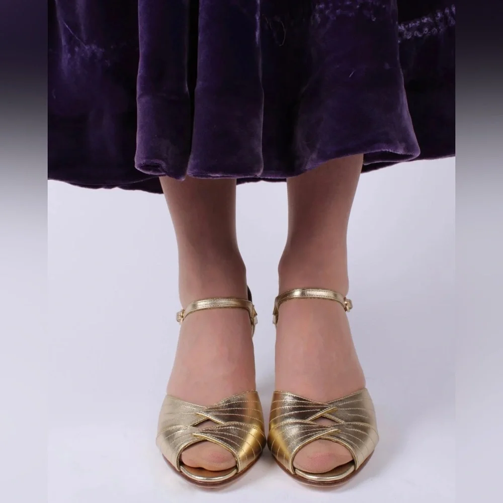 Elegant Leather Evening Shoes Spanish Heels Size 7W Gold 1920’s - Picture 5 of 13